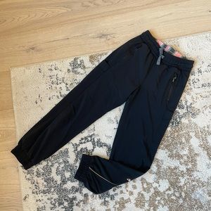 Ivivva Joggers